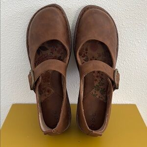 Brown Leather Mary Jane Shoes